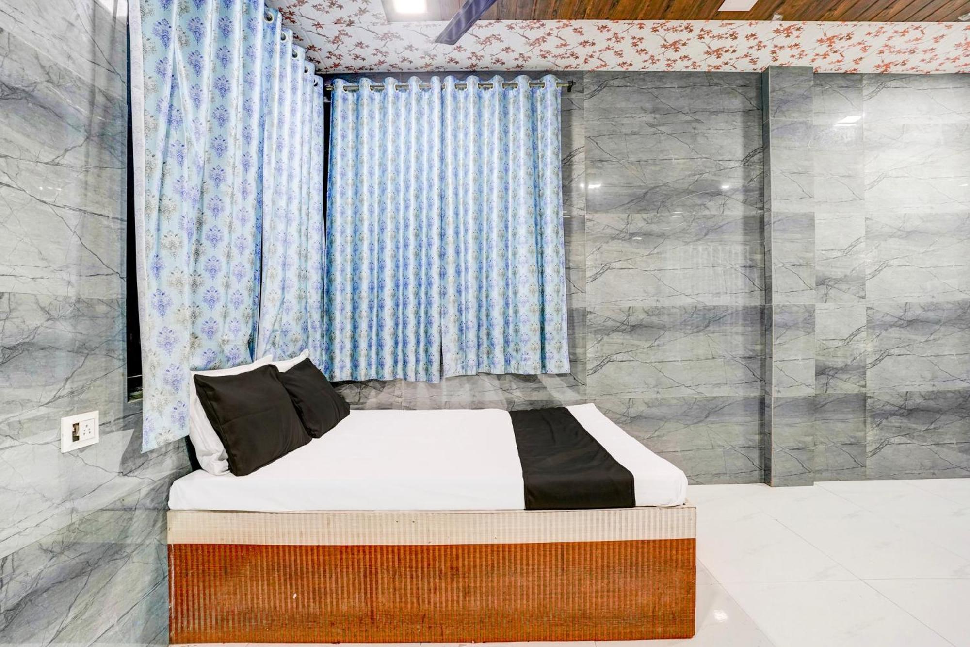 Hotel O Tulsi Resort Sopāra Kültér fotó
